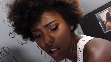 Culte du cul chez les lesbiennes noires