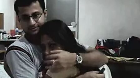 Lune de miel d'un couple indien amateur