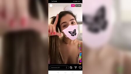 Miriam Tay, mannequin libanaise, 10 ans