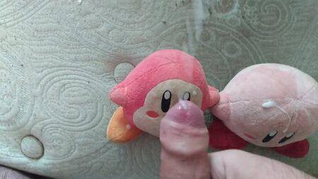 Éjaculation sur les peluches de Kirby et Waddle Dee