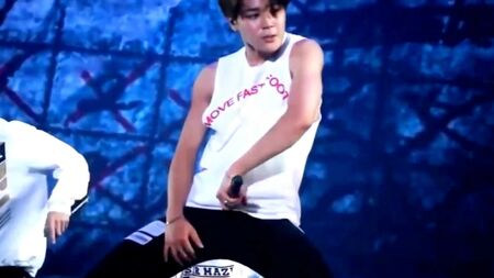 Les moments sexy de Jimin (BTS) [Full HD, 1920x1080]