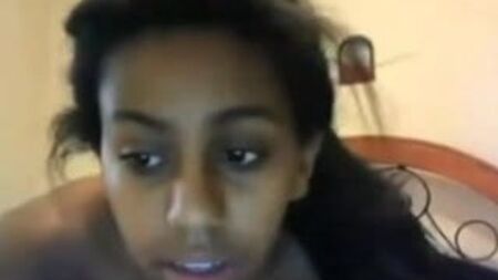 Masturbation d'une fille noire