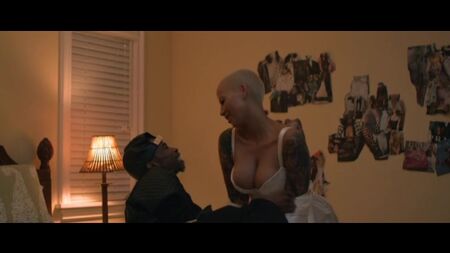 Amber Rose Sexy - Sister Code (2015) Regarder en ligne