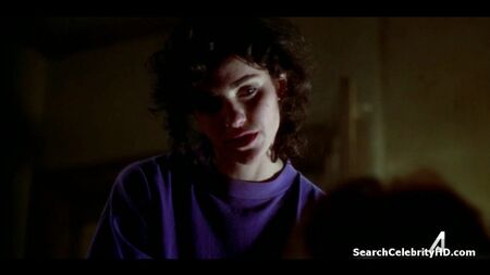 Amy Brenneman - NYPD Blue - Saison 1, Épisode 2 (1993)
