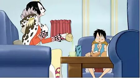 Boa Hancock s'en prend à Luffy (One Piece)