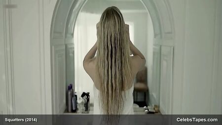 Gabriella Wilde entièrement nue