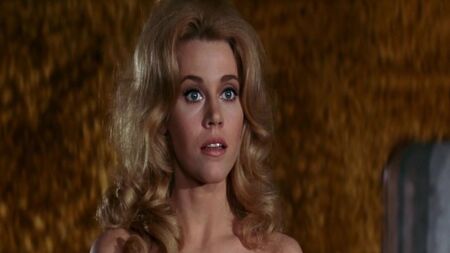 Jane Fonda nue - Barbarella (1968) Regarder en ligne / Jane Fonda - Barbarella