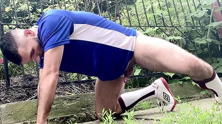 pisser comme un chien