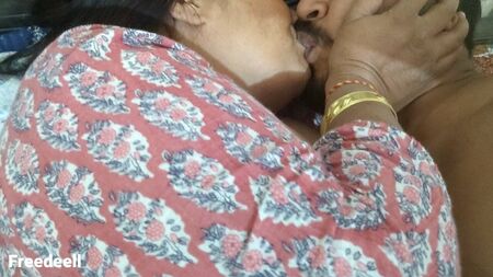 Ma belle-sœur, une MILF, m'a baisé (18+)