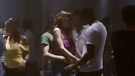 Lie with Me 2005 (danse érotique à trois)