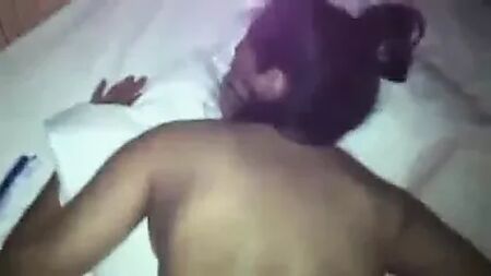 La pauvre femme se fait sodomiser