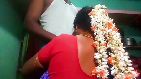 Tamil, ne mange pas. Tante