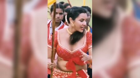 Le nombril de Priya Anand