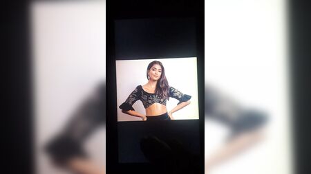 Pooja Hegde : un hommage où elle gémit bruyamment 01