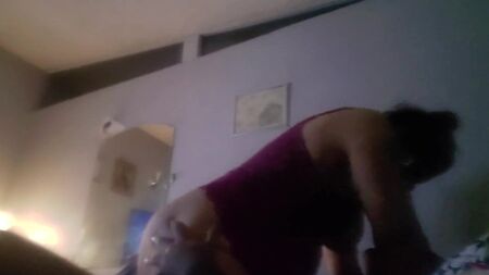 Nancy trompe son petit ami nul, Jp, avec Mikeal, le gangster du sexe