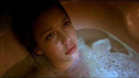 Jessica Alba - « Paranoid »