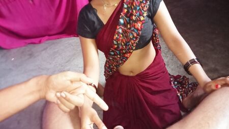 DESI INDIAN BABHI : PREMIÈRE EXPÉRIENCE SEXUELLE AVEC SON BEAU-FRÈRE DANS UNE VIDÉO D'ANAL AVEC DOIGTÉ, SON EN HINDI CLAIR ET PAROLES COQUINES