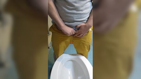 Météopioplastie chez un homme transgenre : miction debout