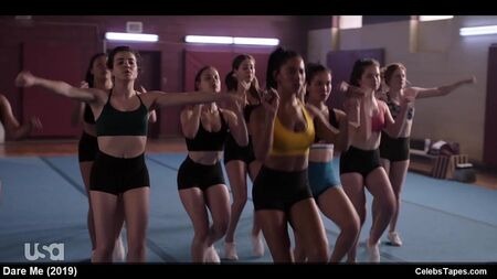 Vidéo de Herizen F., Marlo Kelly et Willa Fitzgerald nues et en train de faire l'amour