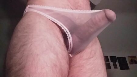 Une culotte transparente