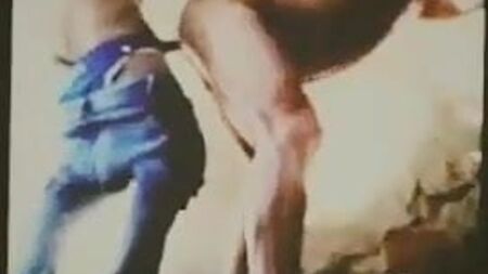 Un papa passif se fait prendre par derrière par les garçons