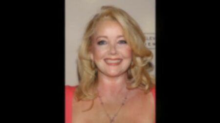 Melody Thomas Scott : le défi de la masturbation