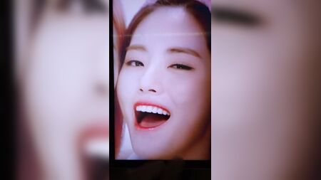 FROMIS 9 - Jiwon - Hommage 1