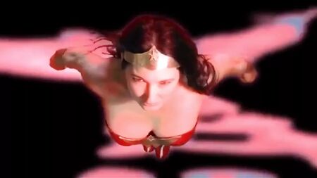Batgirl, Supergirl et Wonder Woman dans « Dark Seduction »