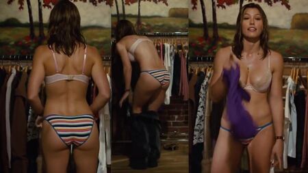 Jessica en bikini, vue par un voyeur