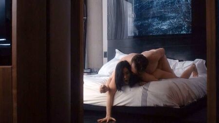Sarah Silverman : sexe anal nue sur ScandalPlanetCom