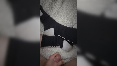 Éjacule sur les chaussettes Nike Elite