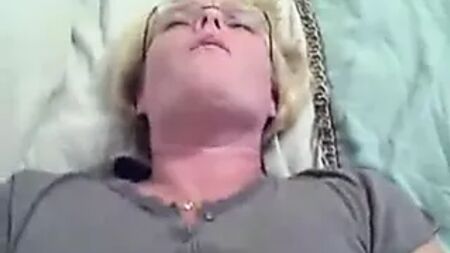 Point de vue : l'orgasme d'une femme ronde