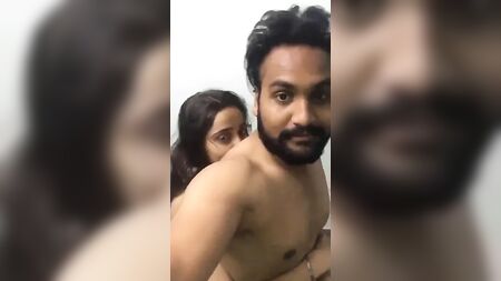 Un couple malayalam dans une vidéo érotique humoristique