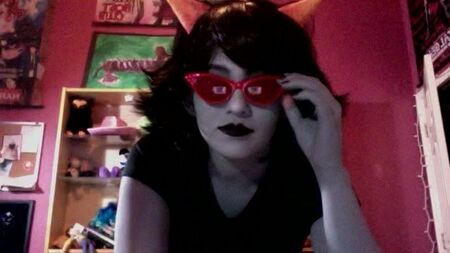 Le « peestuck » (nudestuck) de Semeterezi Terezi