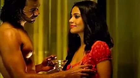 scènes de sexe torrides de Bollywood
