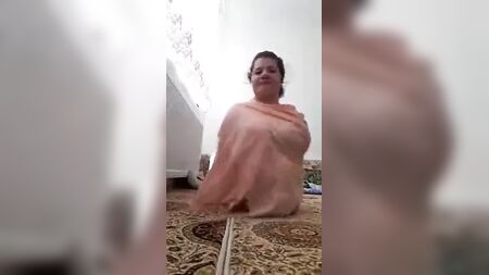 Femme nue sans membres