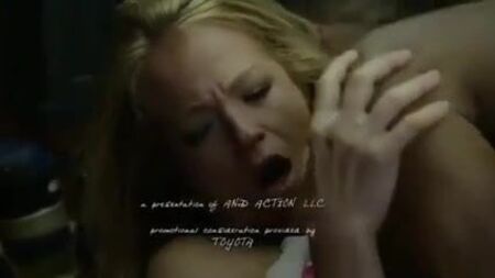 Amanda Clayton dans *If Loving You is Wrong*
