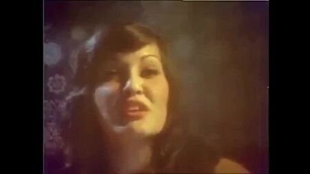 GULTEN KAYA, FEMME SALOPE, BAISE PAR UN NOIR, NECLA FIDE