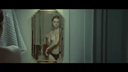Esme Creed-Miles - « Jamie »