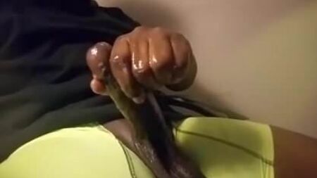 Thickblackoilycock, c'est mon pseudo sur Kik