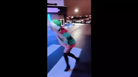 Lana, de la WWE, montre ses fesses nues sur Instagram