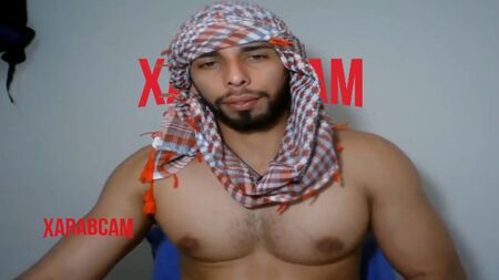 Karim, musclé - sexe gay arabe