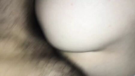 Je baise les fesses bien blanches de ma copine mariée - Porno turc