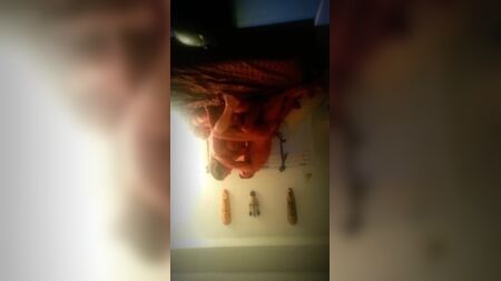 Trouvé sur Tumblr. Une femme aux formes généreuses se fait prendre en double pénétration