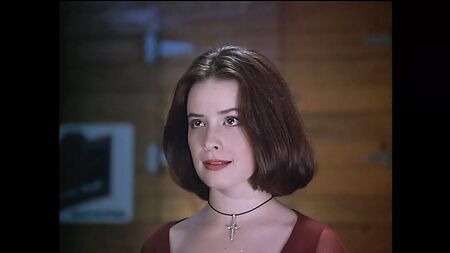 Holly Marie Combs nue dans *A Reason to Believe*