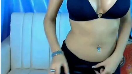 fille en cuir