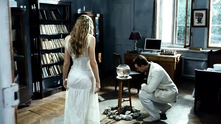Une histoire entre une enseignante et une mère - Scène