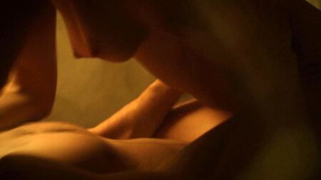 Scène de sexe avec Lindsey Shaw nue sur ScandalPlanet.Com
