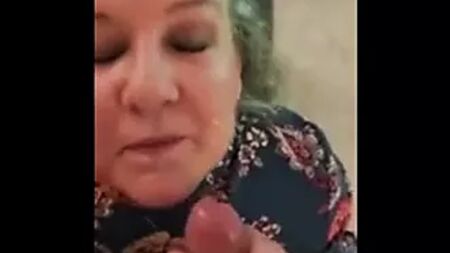 ÉJACULE-MOI SUR LE VISAGE, S'IL TE PLAÎT ! COMPILATION D'ÉJACULATIONS SUR LE VISAGE UNIQUEMENT EN AMATEUR
