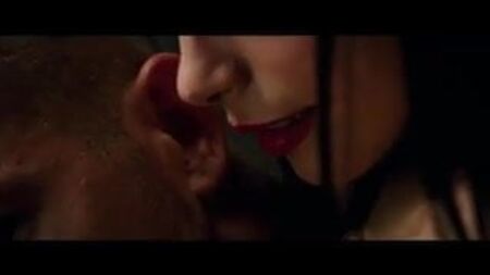 Scène de sexe avec un strap-on dans Deadpool